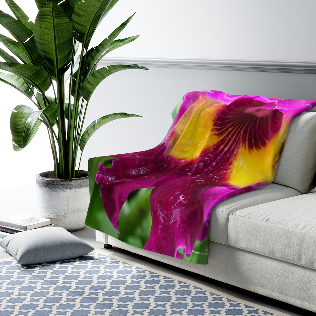 Original Art Fleece Blanket by Linda Goodman